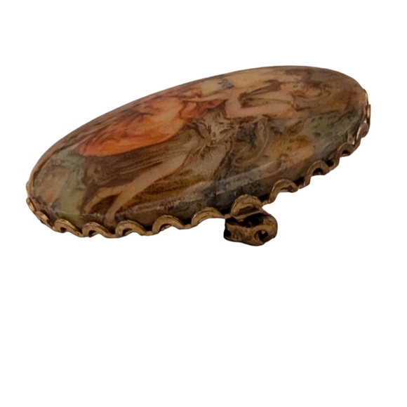 RENAISSANCE REVIVAL Transferware 1950 Painting Brooch Vintage Cameo Brooch Pin - Picture 2 of 8